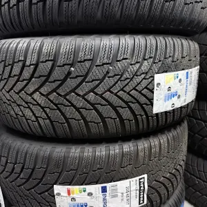 Шини зимові 205/45/17 Firestone Winterhawk 4
