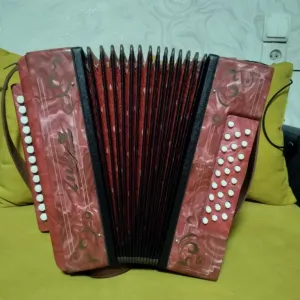 Продам гармонь гармошку шуя