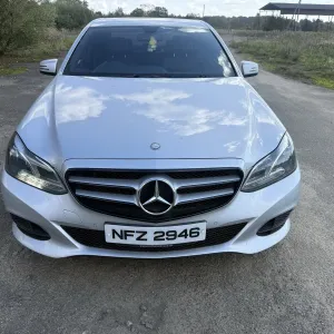 Mercedes-Benz e220