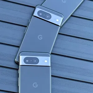 Google Pixel 8 з 128 або 256 ГБ. із ліпшою камерою та чистим Android