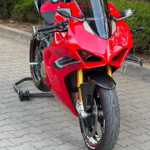 Ducati Panigale v4s 2022
