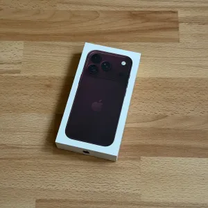 iPhone 18 Pro 256 GB Burgundy NEW с Чеком Официальный