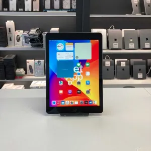 Планшет iPad 5 9.7” 32GB Wi-Fi • ГАРАНТІЯ • СТАН 9.8/10 115863