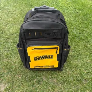 Рюкзак для інструментів DeWALT DWST60101 з Англії