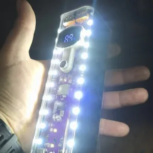 Павербанк 30000mAh 100Wh+фонарь до 5 суток освещения.100Wh.Скоростная
