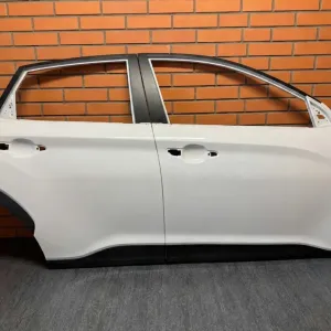 Двері Hyundai Kona передні або задні праві ліві разборка