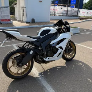 Kawasaki zx6r 2012