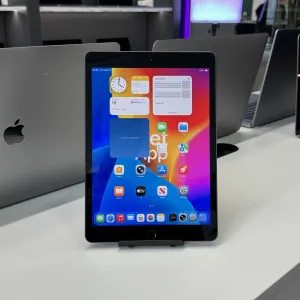 Планшет iPad 8 10.2” 128GB Wi-Fi • ГАРАНТІЯ • СТАН 9.7/10 96896