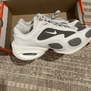Оригінальні кросівки Nike Air Max Muse (Абсолютно нові)