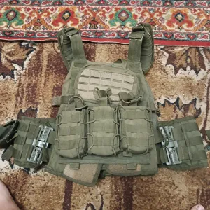 Плитоноска без плит