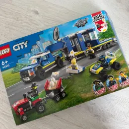 Конструктор LEGO City Поліцейський трейлер для перевезення автомобілів 60315