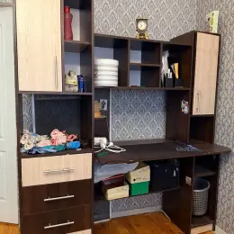 Комп'ютерний стіл-стінка з надбудовою та шафами, темно-коричневий венге + дуб сонома