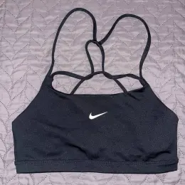 Топ Nike жіночий розмір XS