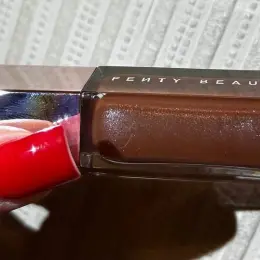 Блиск для губ Fenty Beauty Gloss Bomb відтінок Fenty Glow 01
