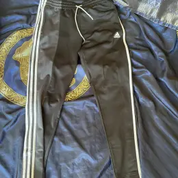 Спортивні штани Adidas розмір M
