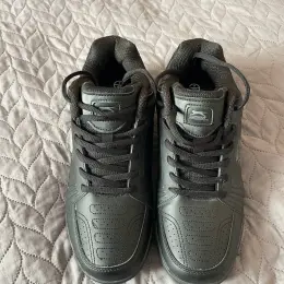 Кросівки Slazenger розмір 41