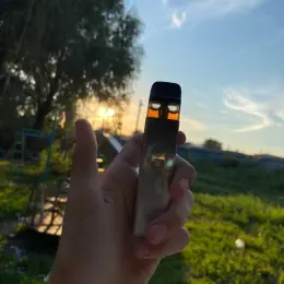 Vape XROS 4 mini з картриджем