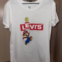 Футболка Levis x Super Mario
