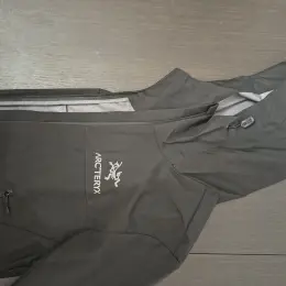 Вітровка Arc'teryx L