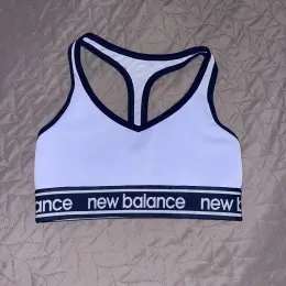 Топ New Balance білий розмір XS-S