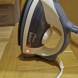 Праска Saturn в хорошому стані