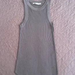 Майка Zara жіноча сіра розмір S