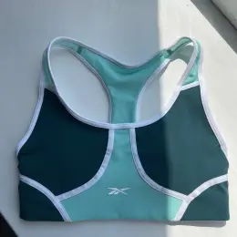 Спортивний топ Reebok жіночий розмір XS