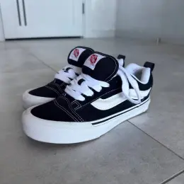 Кросівки Vans Оригінальні Розмір 37