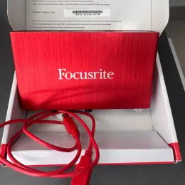 Аудіоінтерфейс Focusrite Scarlett 2i2 (2 Gen)