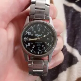 Годинник Casio з металевим ремінцем