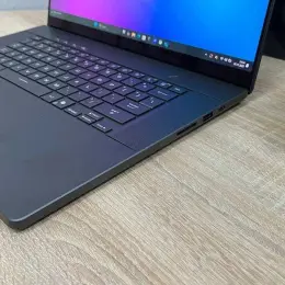 Ігровий ноутбук Asus ROG Zephyrus G16 (2025) RTX 5070