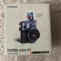 Фотоапарат Fujifilm Instax Mini 41 Black