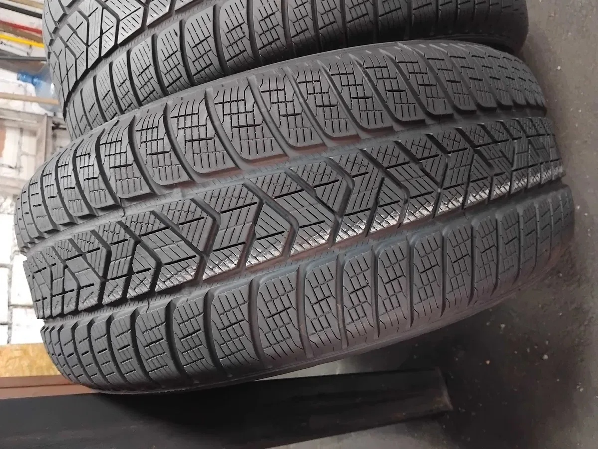 Шини бу 255/50 R19 Pirelli Scorpion Winter Ran Flat Комплект Зима