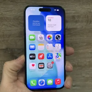 Apple iPhone 15