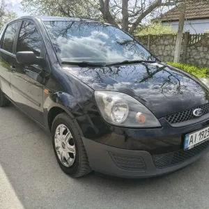 Продам ford fiesta 2007 год 1.3 бензин