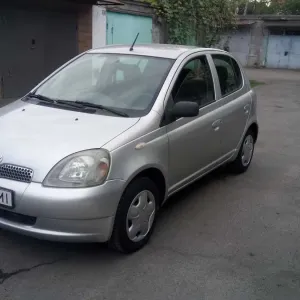 Toyota Yaris автомат 1,3 бензин тойота ярис на автомате авто для города автомобиль
