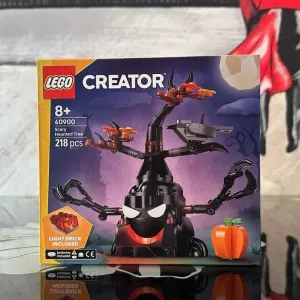 Конструктор LEGO Creator 40900 Scary Haunted Tree