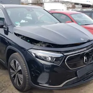 Mercedes EQA H243 бампер Мерседес AMG розборка шрот