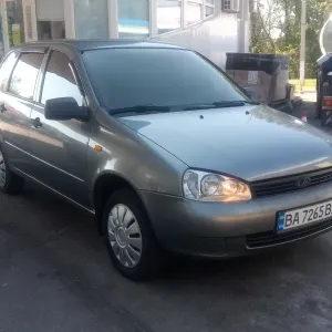 Продам Лада Калина 2010рік