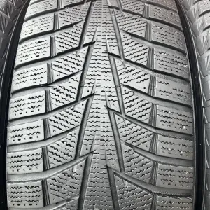 235/60/18 R18 Hankook winter I cept X зима 4 шт ціна за 1 шт