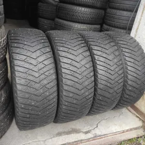 GoodYear Ultra Grip Ice Arctic SUV 4x4 225/60r17 103T Extra Load made in Germany 4шт, 16год, 6-6,5мм, ЗИМА. Привезены из Финляндии