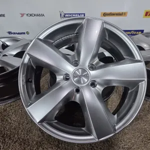 Диски R 17 5 112 Dezent