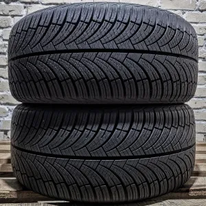 Пара 235/40r18 ROCKBLADE | 2025/2023 | Преміум шини | Стан нових/2шт