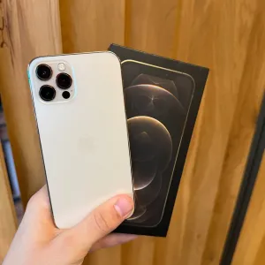 iPhone 12 Pro 128гб, стан гарний, БАТАРЕЙКА 100%