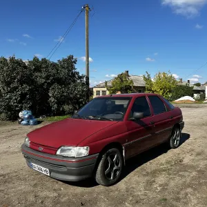 Продаю форд эскорт 1991