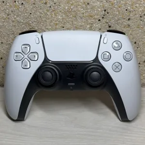 Dualsense на датчиках Холу Ginful для PS5 в білому кольорі