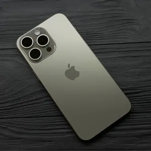 iPhone 15 Pro Max 256 gb Natural Titanium Мазин Гарантія