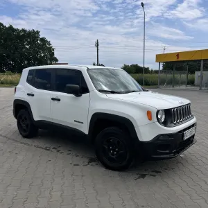 В продажі JEEP renigat, стан відмінний вкладень не потребує