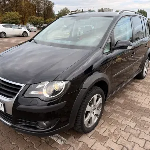 Продам Volkswagen Touran 2007