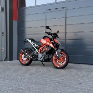 Мотоцикл KTM Duke 390